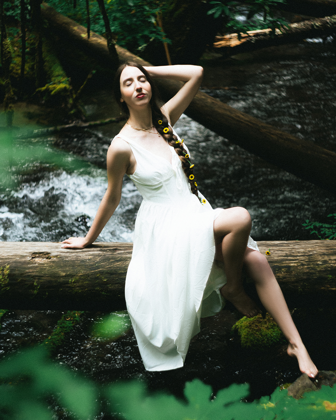 Ethereal Film-like Portraits at a Glacial Waterfall Near Mount Hood — photograph 2 of 20